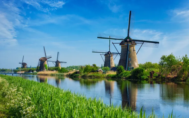 Kinderdijk: A Windmill Wonderland